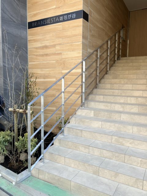 画像:スチール手摺