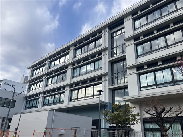 画像:アルミ端部水切